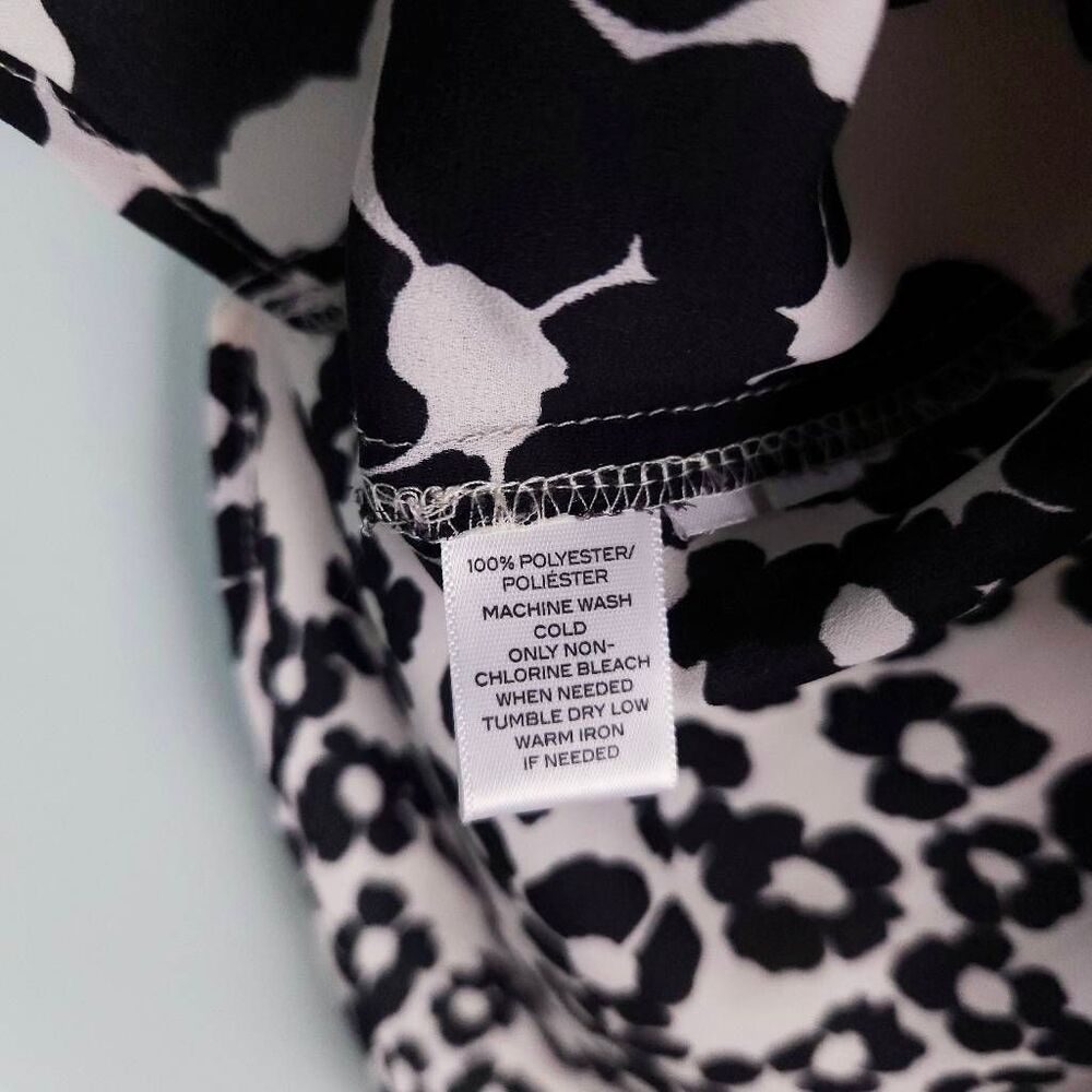 LOFT High Low Black White Floral Semi-Sheer Sleeveless Flowy Blouse Top Small - Picture 3 of 8
